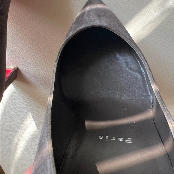 Christian Louboutin Gray Suede and Red Heels, Size 40 (10B) - Picture 10 of 15